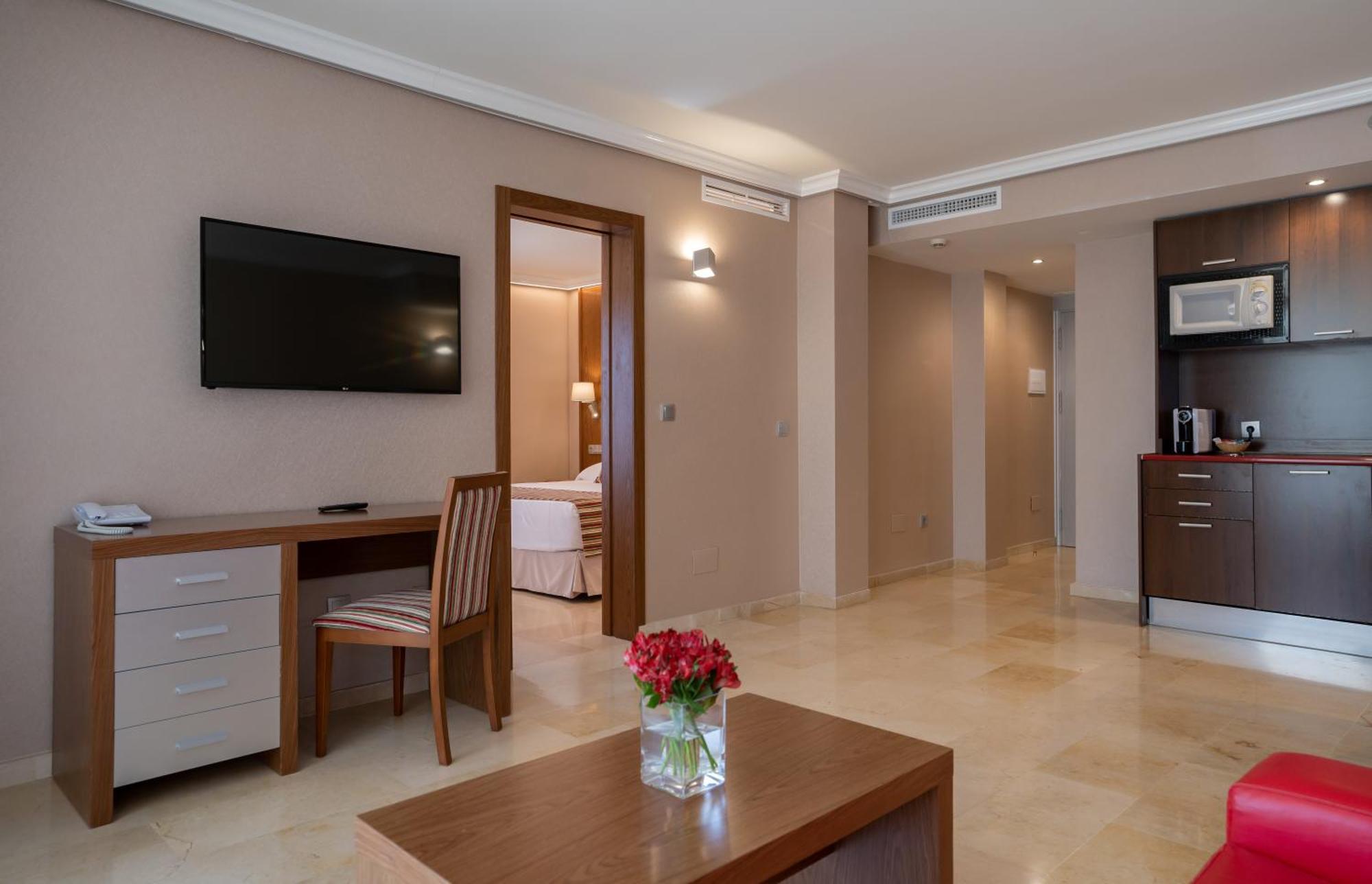 Aguamarina女士4*Torremolinos