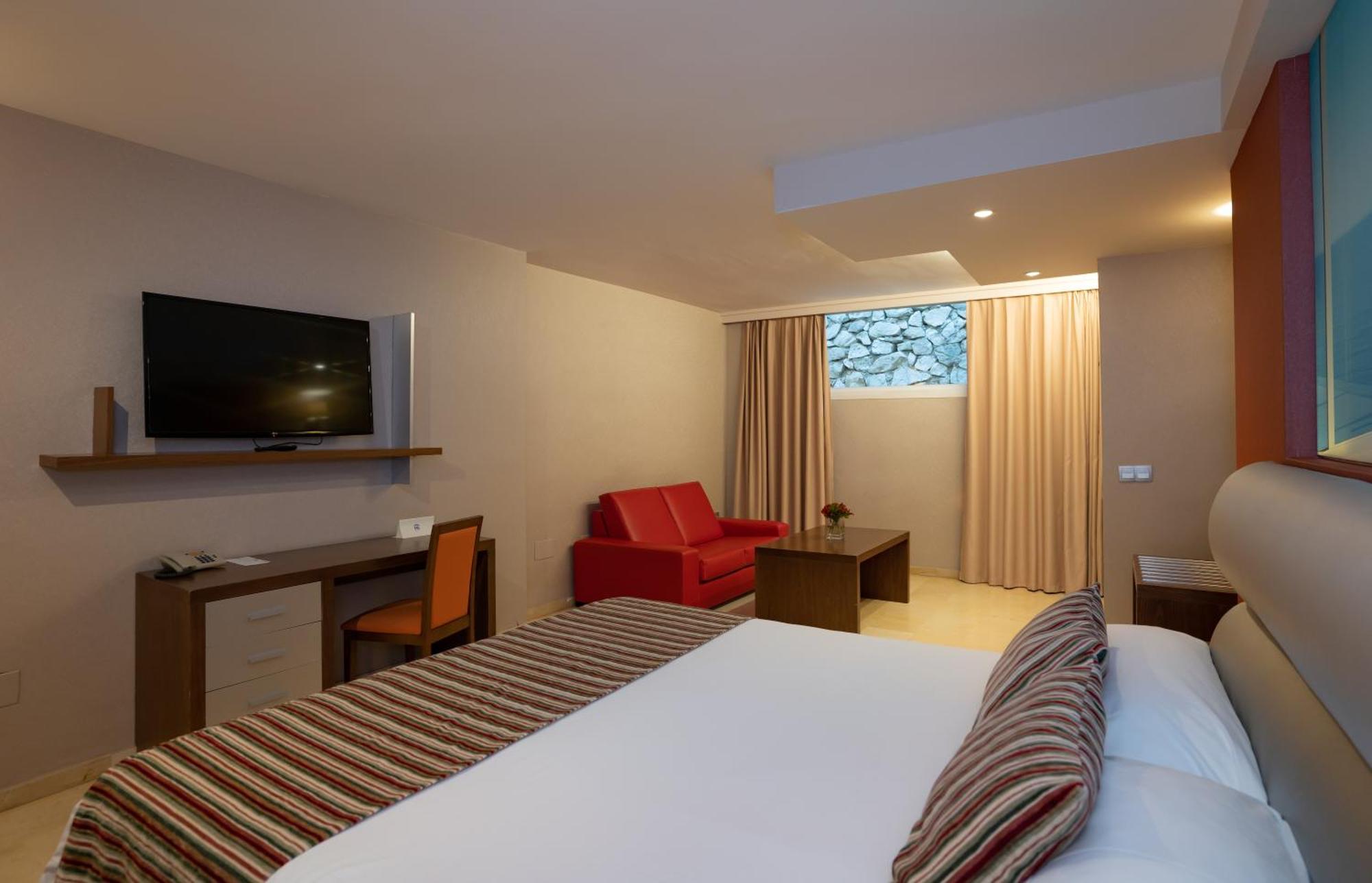 Aguamarina女士4*Torremolinos